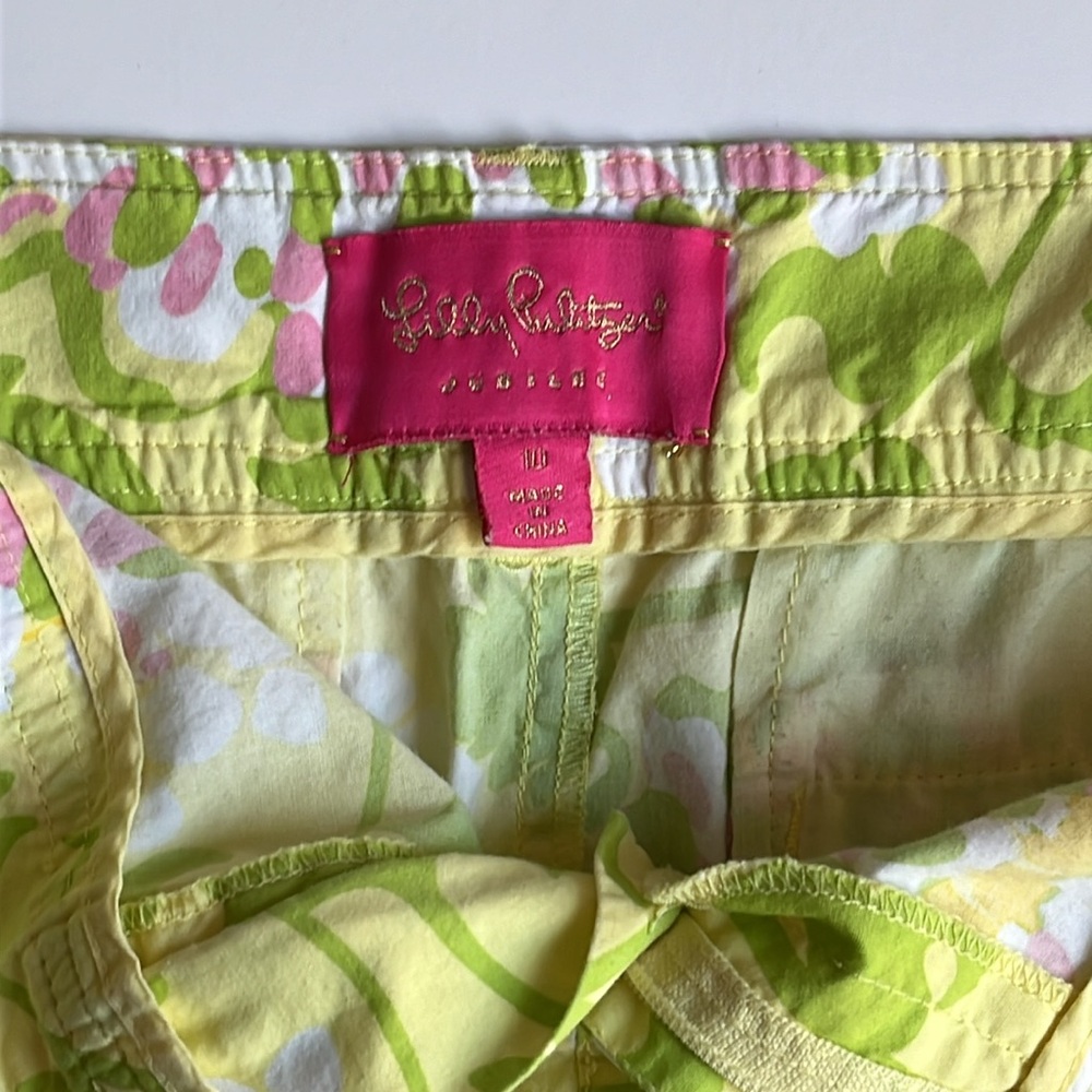 Lilly Pulitzer Jubilee Shorts•Sz 10 - Picture 7 of 11
